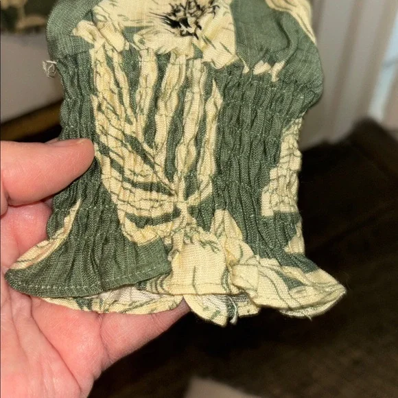 Staccato Olive Green Floral Split-Neck Blouse - Picture 5 of 6